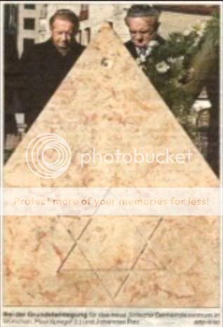 Pyramide_Rau-1.jpg