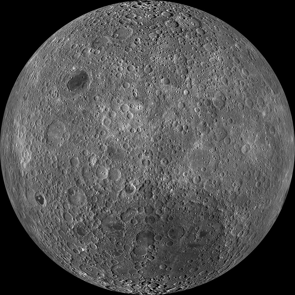 1024px-Moon_Farside_LRO.jpg